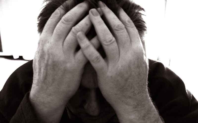 Vitamin B12 deficiency, not folate increases risk of depression