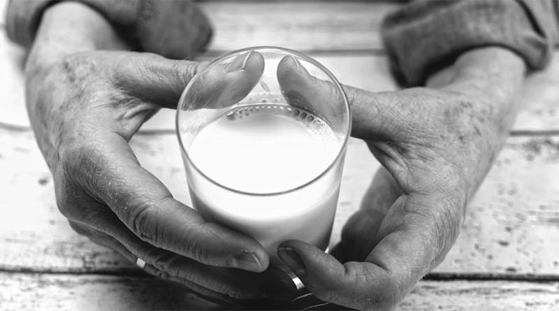 New study associates intake of dairy milk with greater risk of prostate cancer