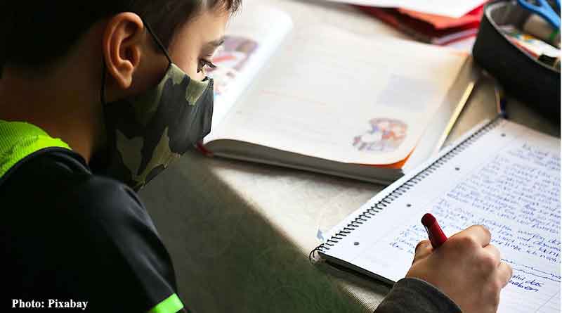 Air pollutants associated with higher and lower blood pressure in London adolescents study