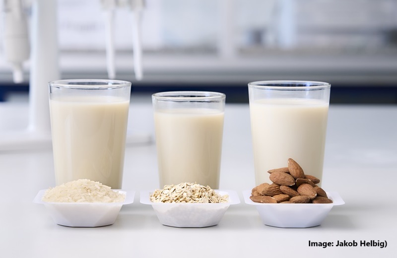 alt="Plant-based milk"