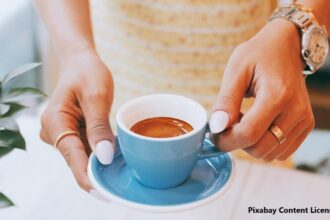 alt="coffee to stop mental decline"