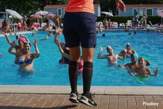 alt="water aerobics for obesity"