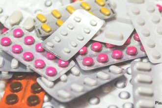 alt="antibiotics"