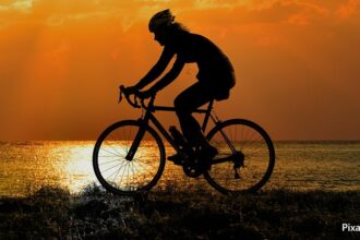 alt="cycling for brain health"